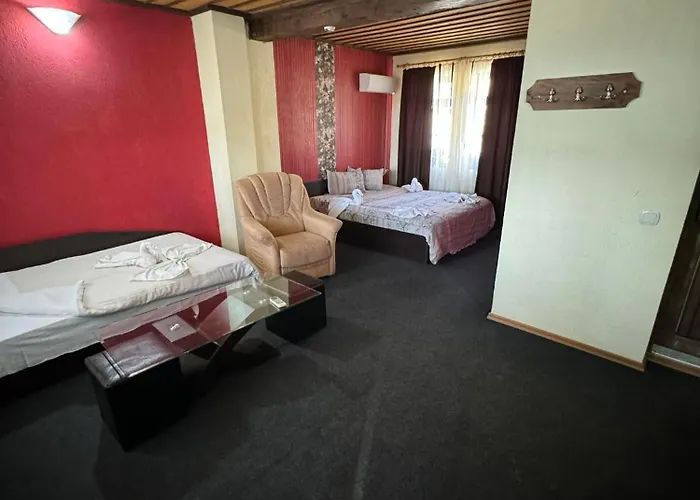 Къща за гости Complex Cherni Vrah 2*