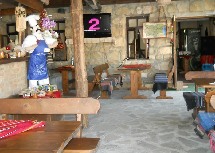 Къща за гости Complex Cherni Vrah