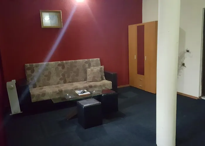 Къща за гости Complex Cherni Vrah